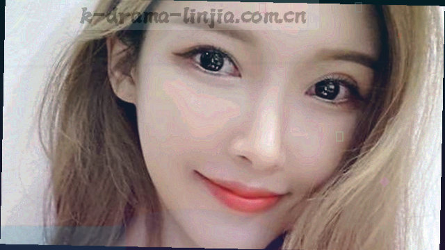 婚姻题材合集封面，两人在餐桌前对坐